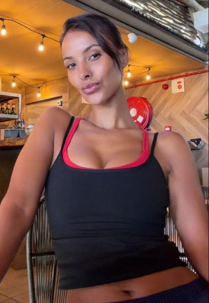 Maya Jama . A ie . kL P Qe - Yi ; i : i Am