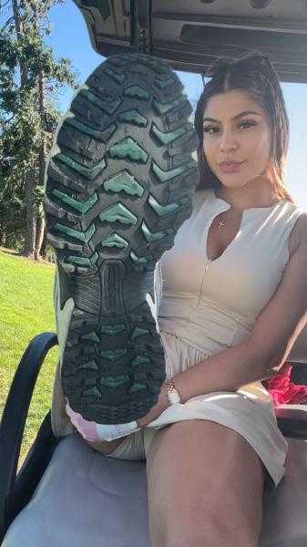 RT : My socks are so sweaty after doing 18 holes wan al. 2 i Yeu Ch The Ge i A Bip INTE