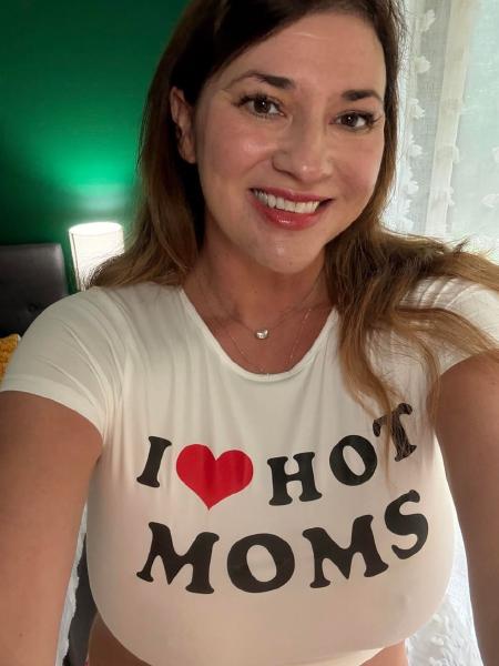 Are you a mother lover like I am? V . Ea 4 hd 2 Ary I . Ven